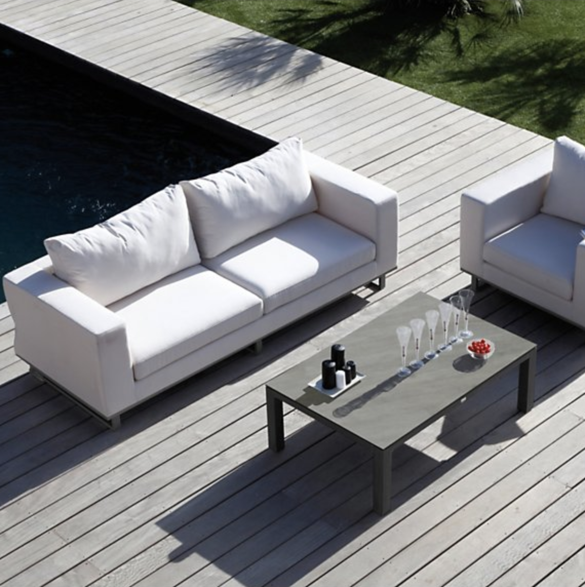 Achat Salon De Jardin Génial Salon De Jardin Blanc Avec Un Canapé Et Un Fauteuil Avec Une