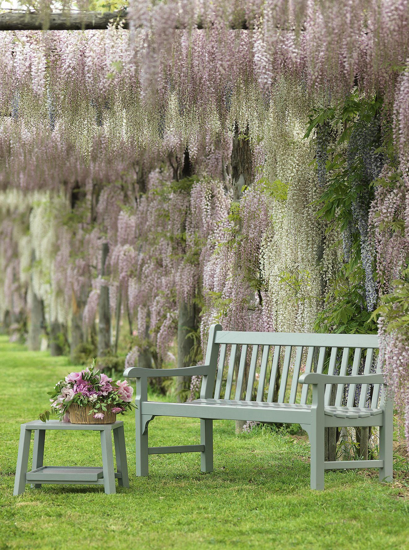 Banc Jardin Aluminium Inspirant Notting Hill Garden Bench by Ethimo Ethimo Outdoor