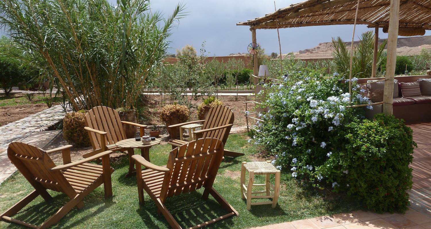 Banquette Terrasse Charmant Tigminou Guest House In Ouarzazate