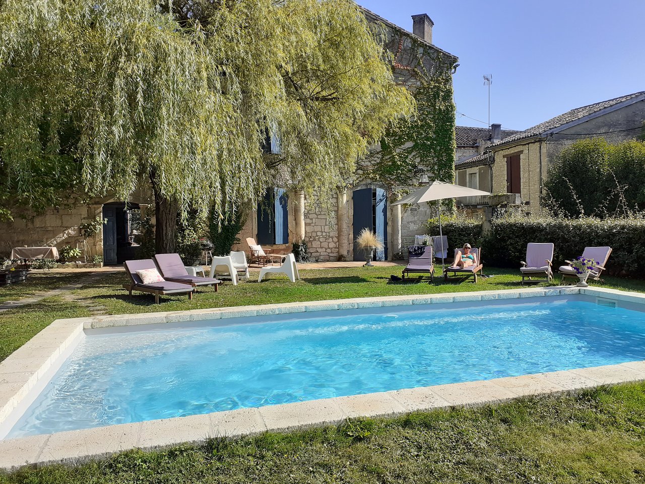 Brico Depot Brive Beau La Maison Bleue Prices & Specialty B&b Reviews Villereal