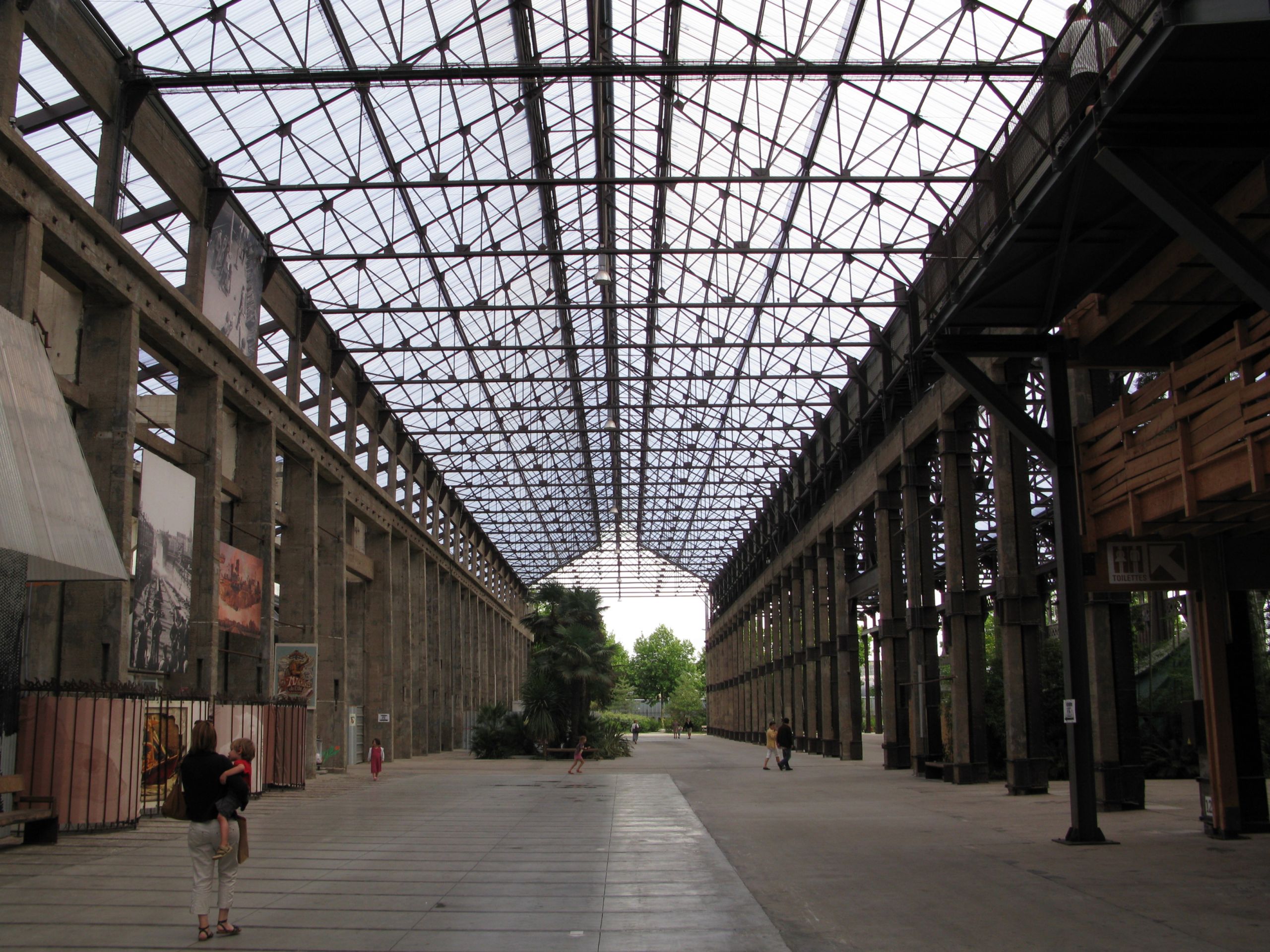 Hangar des machines de l île