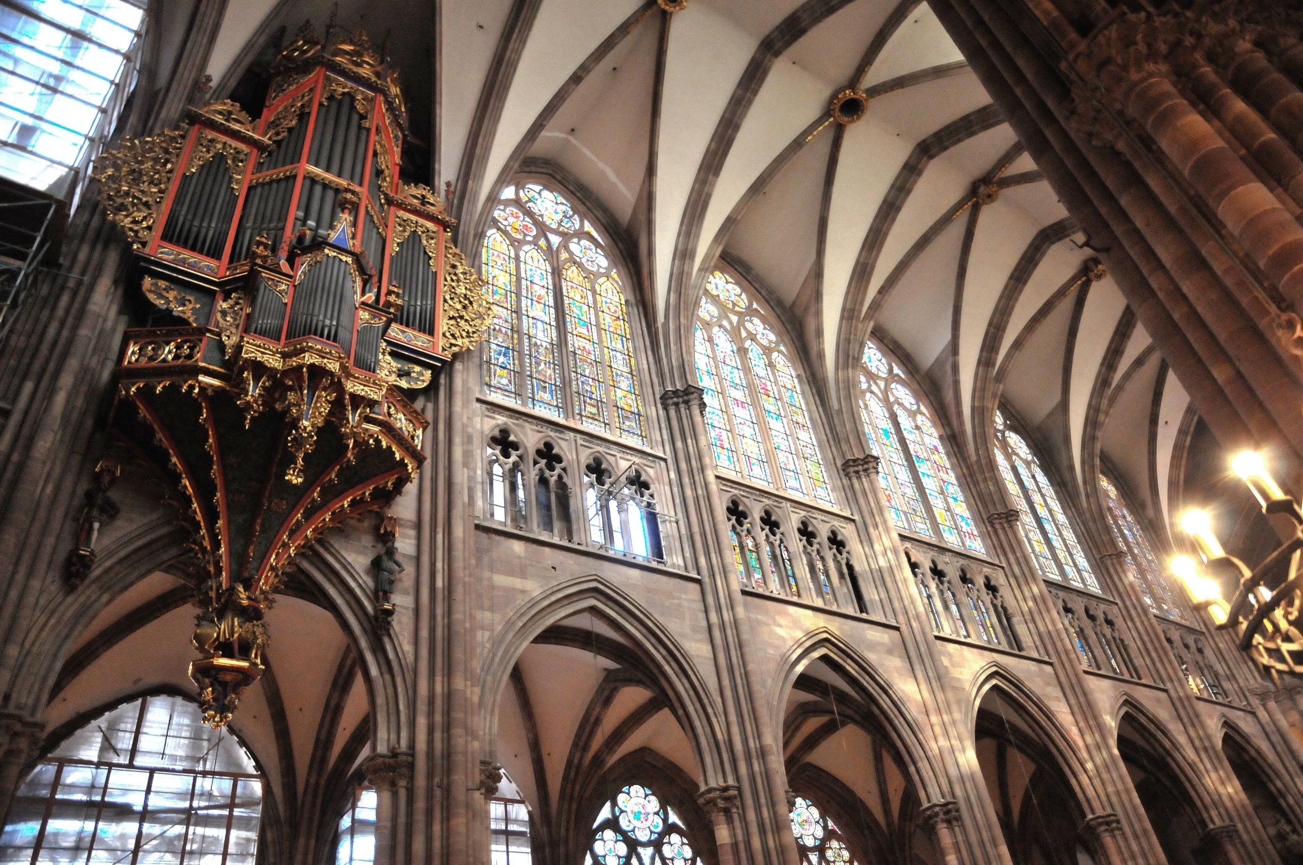 Brico Depot Strasbourg Charmant File Nave organ and Stained Glass Windows Of Strasbourg