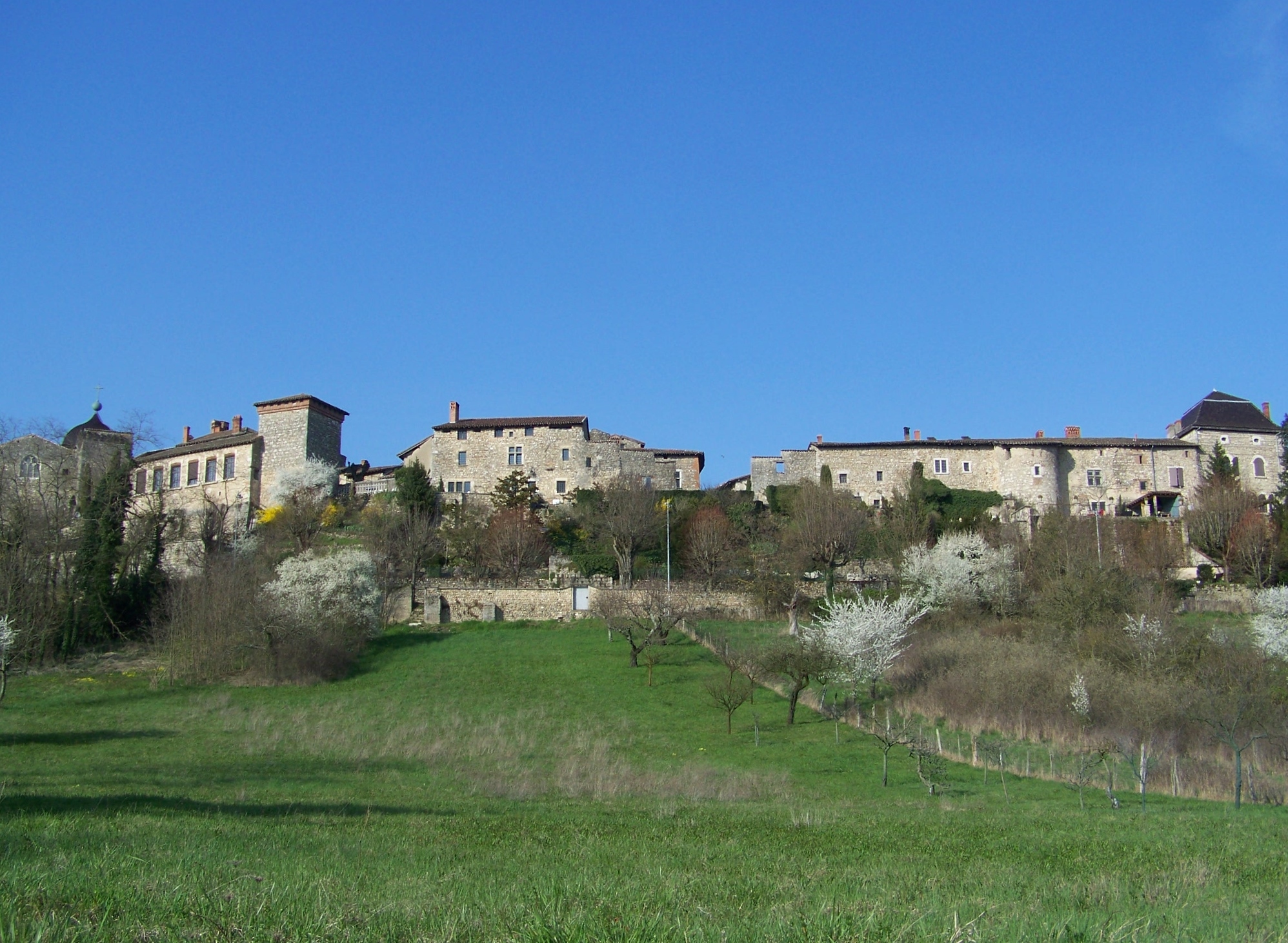 Pérouges cité médiévale JPG