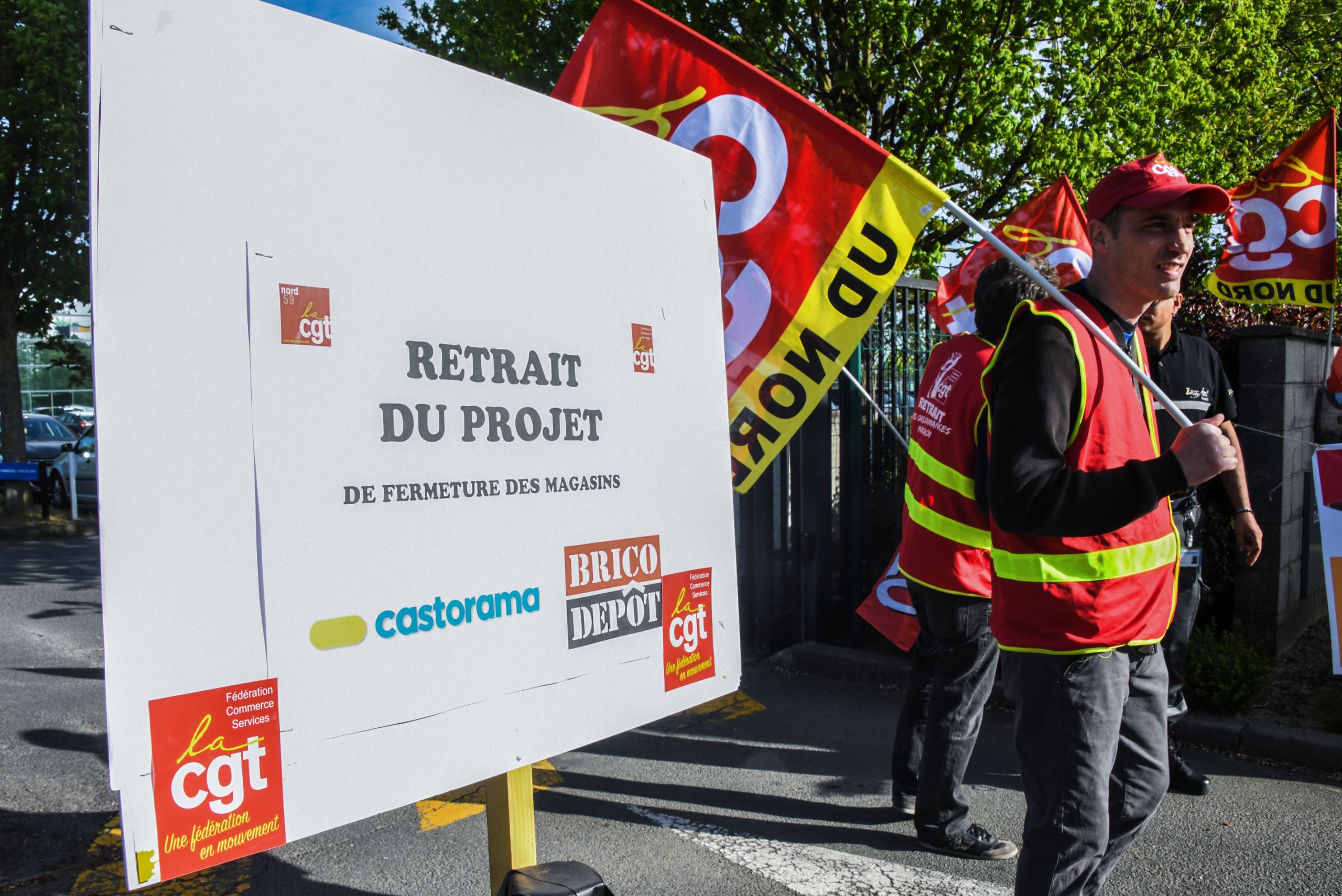 Brico Stock Inspirant Demonstration Against the social Plan at Castorama "when