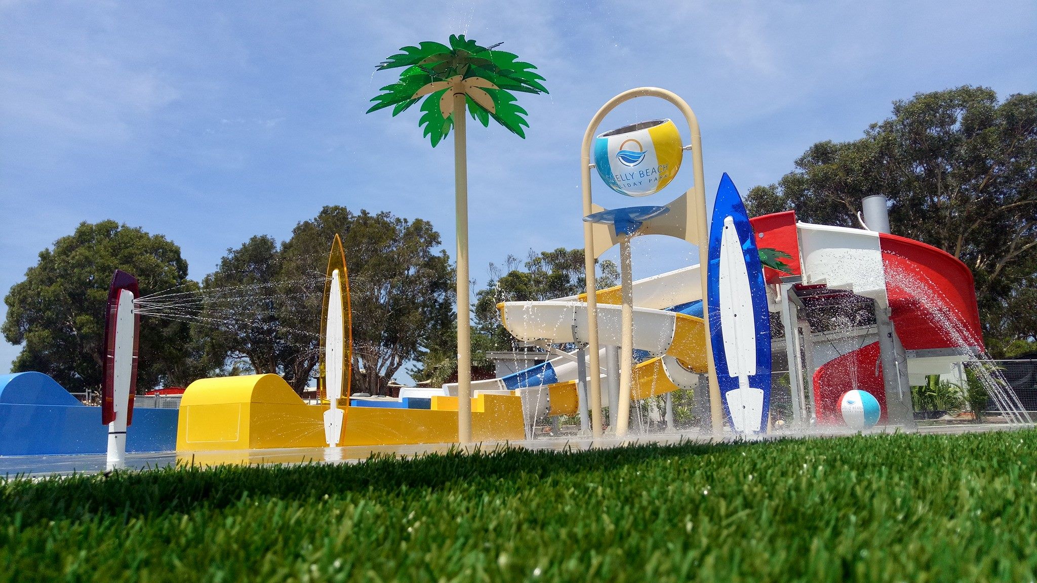 Dcb Garden Salon De Jardin Beau Shelly Beach Holiday Park In Sydney Amusement Parks
