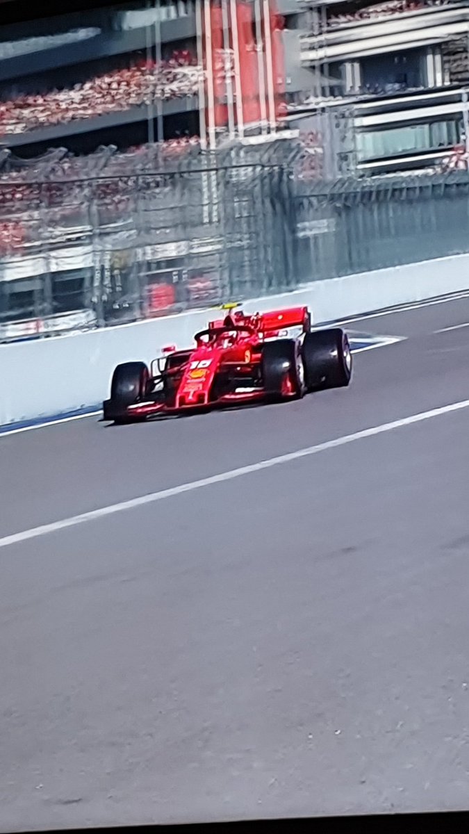 Eclerc Voyage Élégant Hashtag Teamferrari Na Twitteru