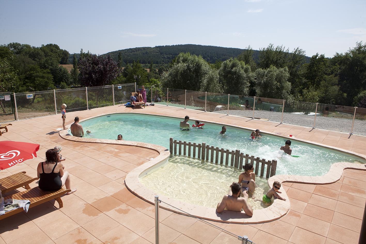 Ensemble Salon De Jardin Luxe Camping La Fougeraie France