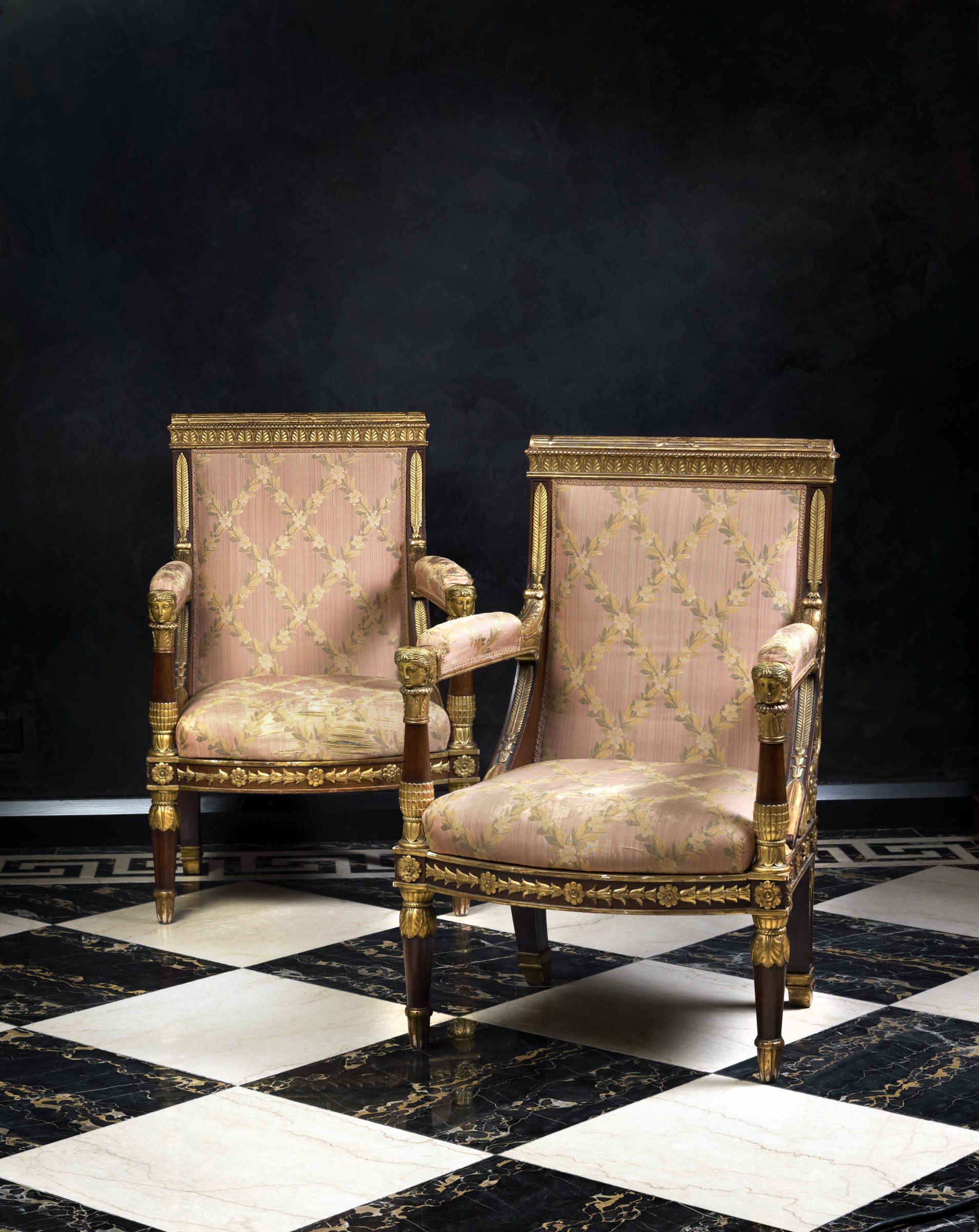 Fauteuil Mobilier De France Charmant Jacob Desmalter Et Cie A Pair Of Empire Fauteuils by Jacob