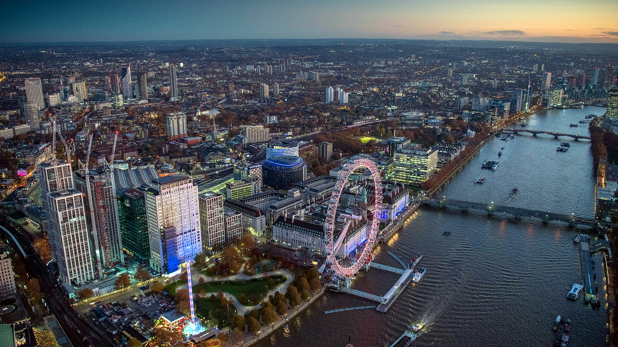 london eye evening