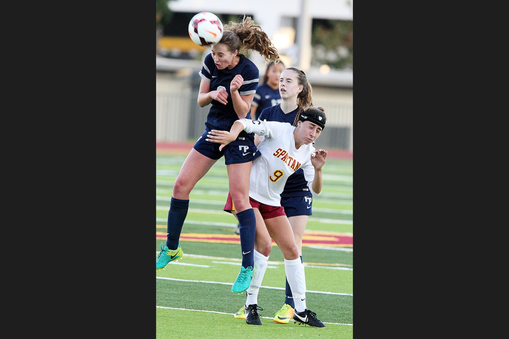 Leclerc Sport Best Of Late Goals Lead to Tie for Flintridge Prep La Ca±ada Girls