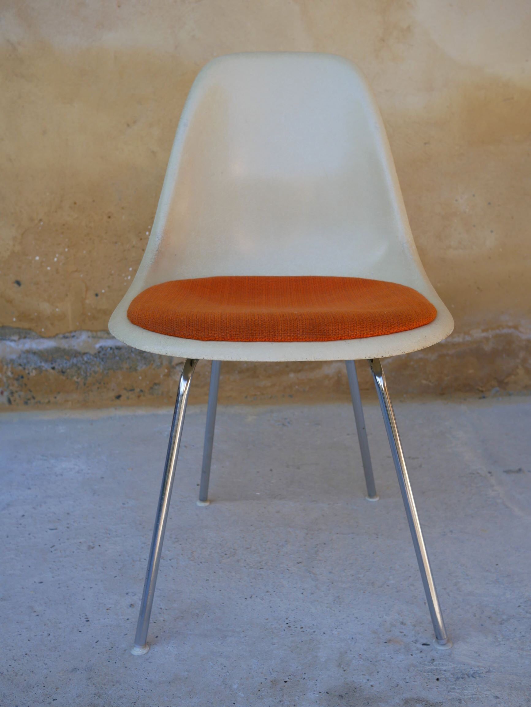 Magasin Chaise Charmant Chaise Side Chair Dsx Par Charles Et Ray Eames Pour