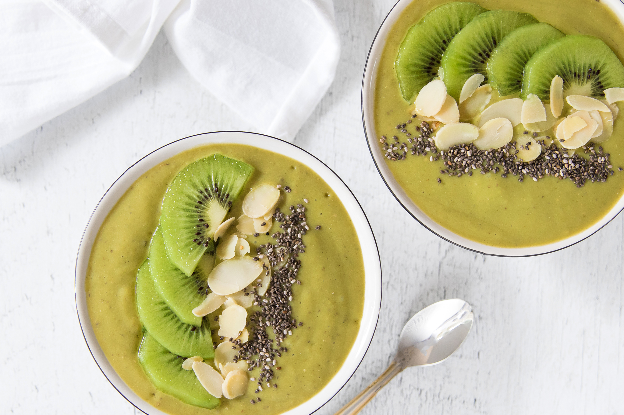 WEB SMOOTHIE MATCHA BANANES KIWIS