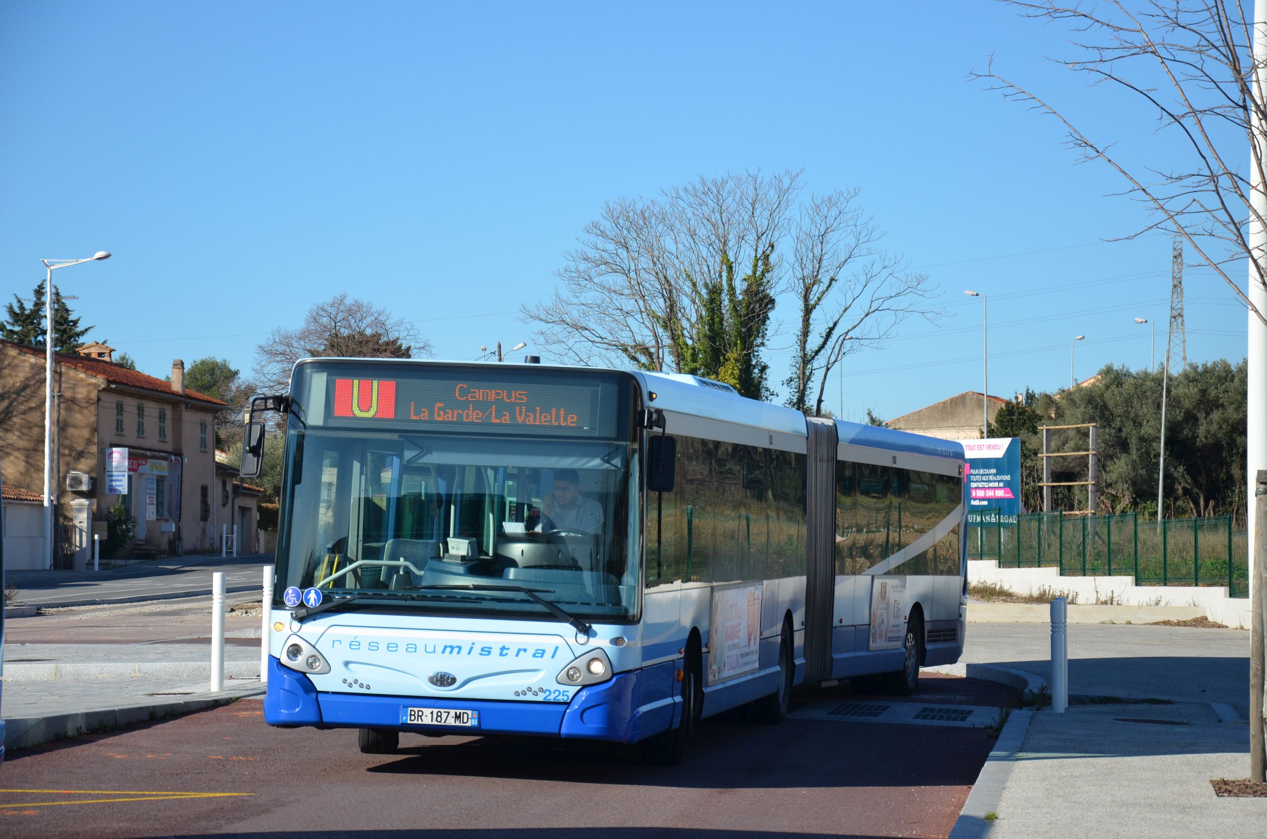 Heuliez GX 427 n°225 Réseau Mistral Portes d Ollioules et de Toulon