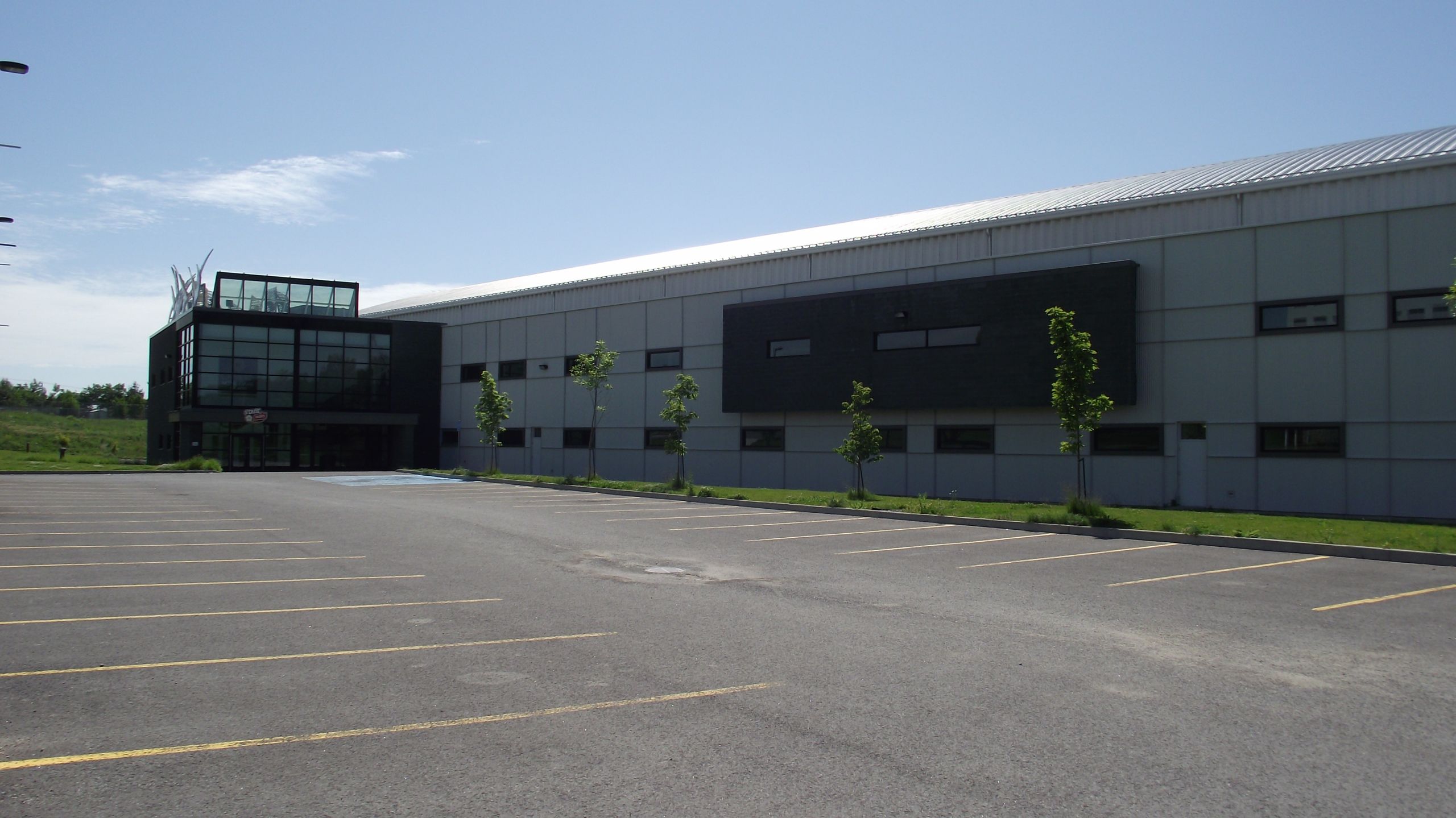 Stade Leclerc 1 St Augustin de Desmaures JPG