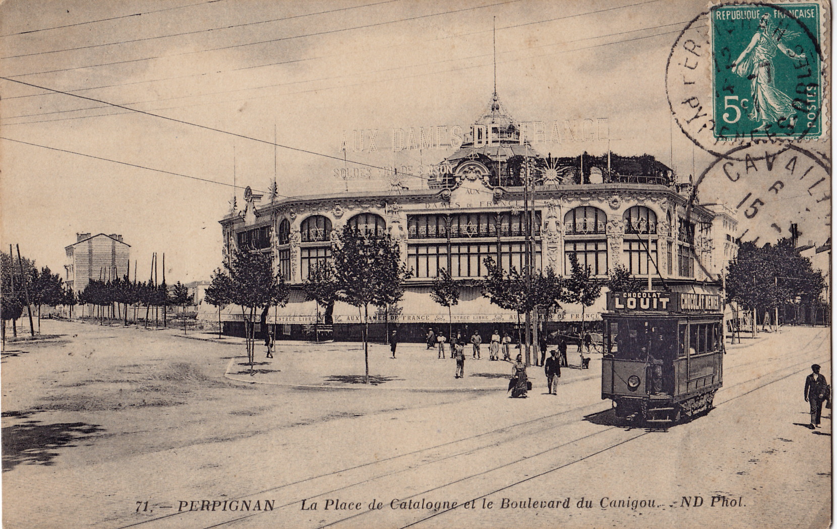 ND 71 PERPIGNAN La Place de Catalogne et le Boulevard du Canigou