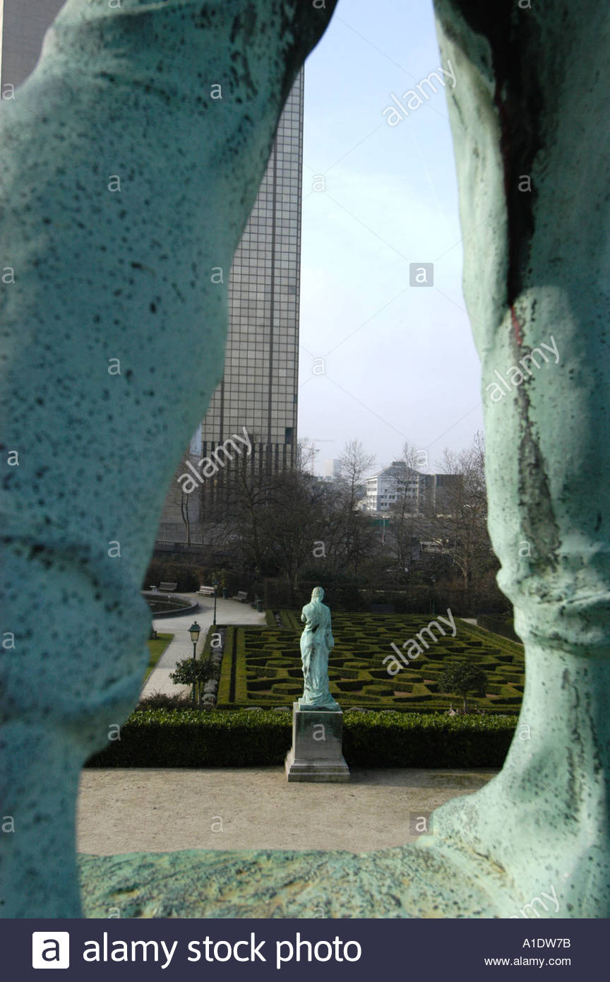 Salon De Jardin Belgique Unique Scultpures Stock S & Scultpures Stock Alamy