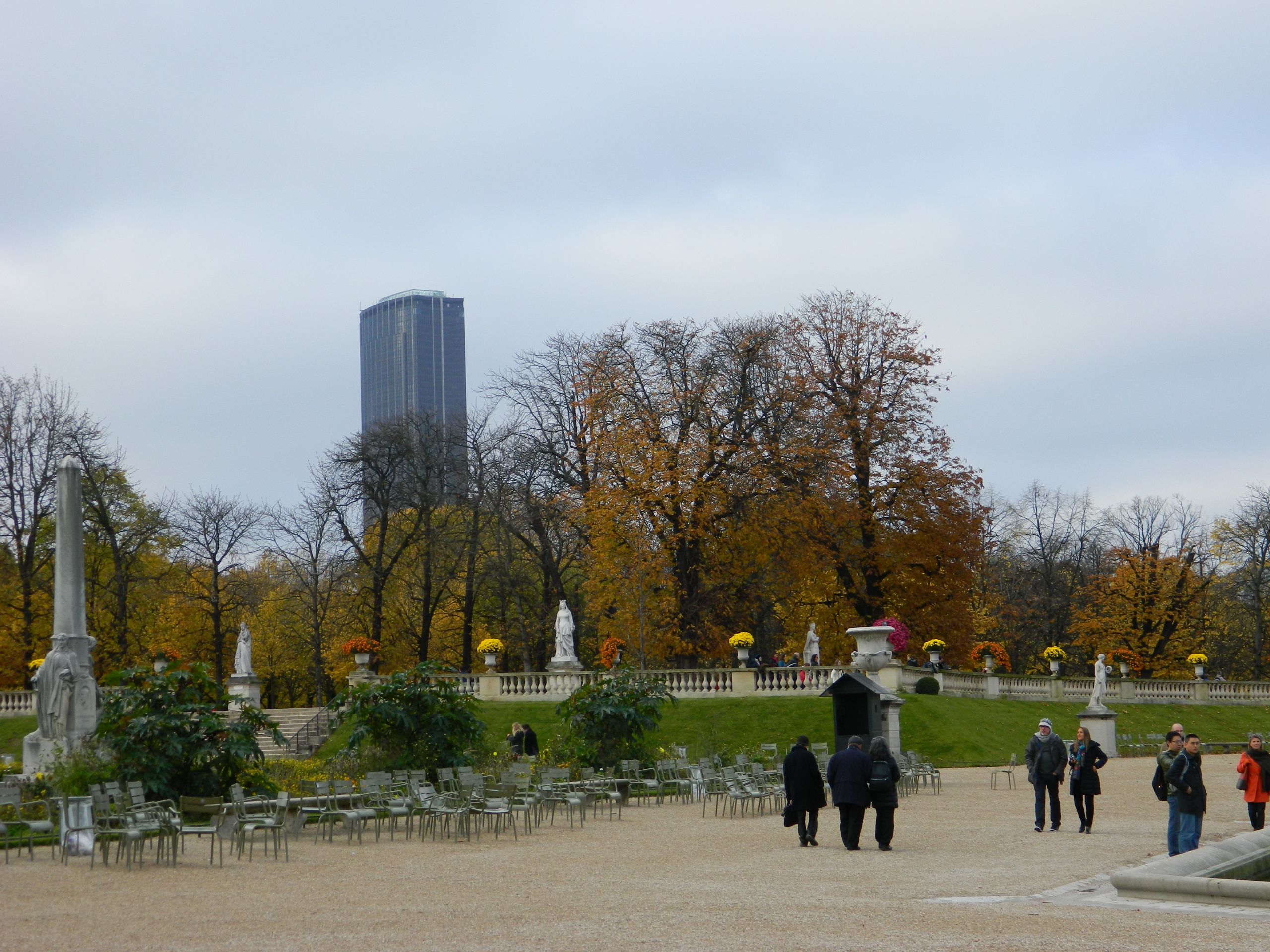 Paris Jardin du Luxembourg Fer à Cheval parterre et terrasse ouest