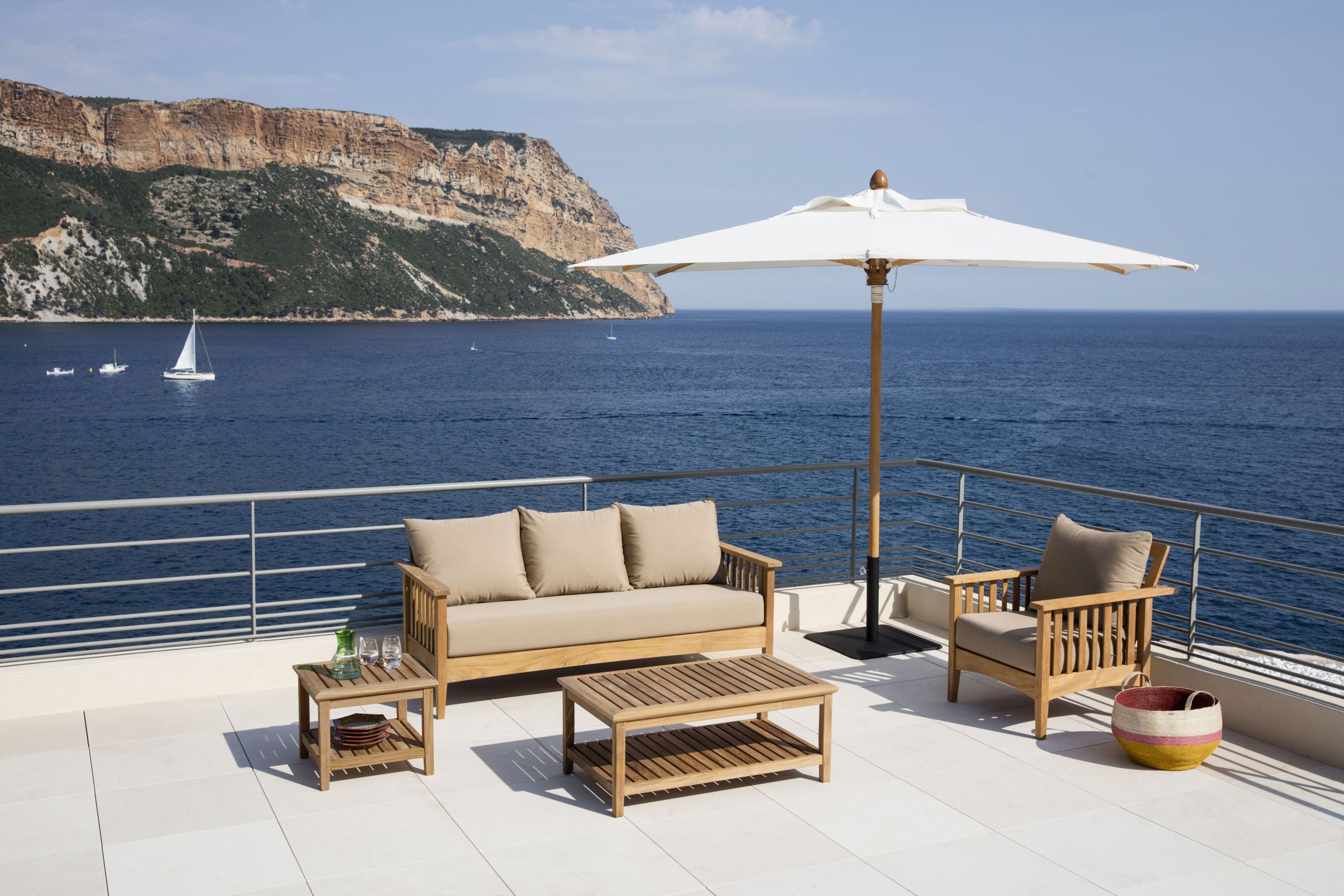 Table De Jardin Avec Parasol Frais Chaises Longues En Teck southampton Et Parasols Florida