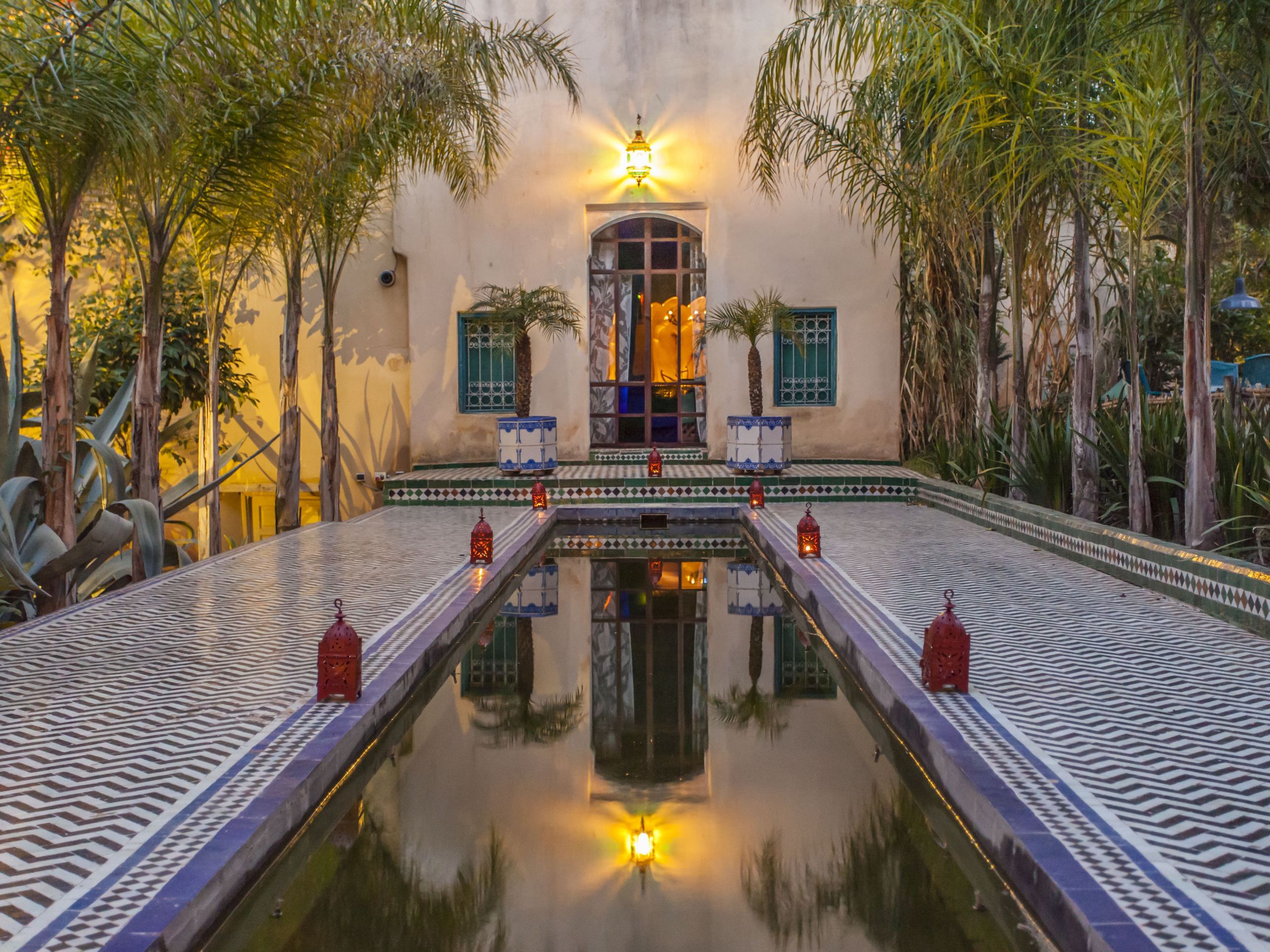 courtyard in riad le jardin des biehn 58e68a253df78c f10a