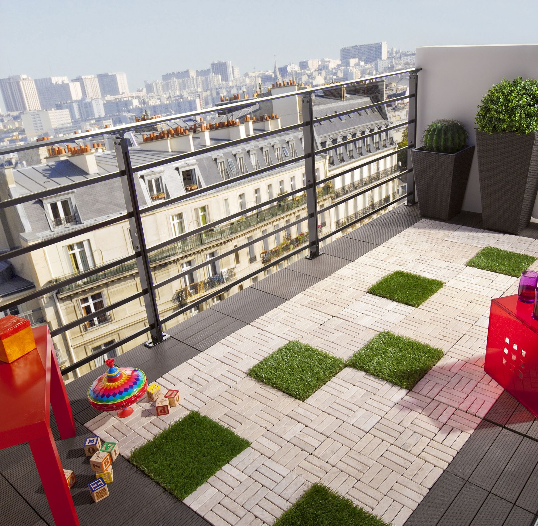 Table De Jardin En Mosaique Best Of Balcon Avec Herbe Synthétique