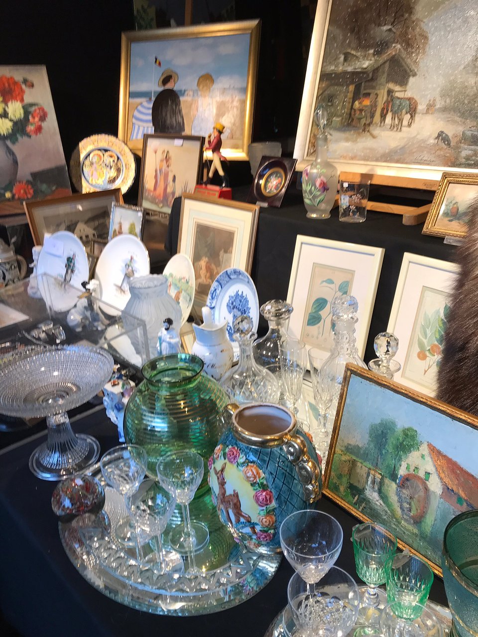 Table De Jardin En Pierre Unique Antiekmarkt Zavel Marche Des Antiquites Et Du Livre Du