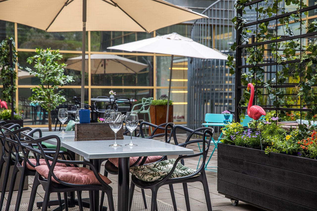 Table Terasse Élégant Park Inn by Radisson Stockholm solna $96 $Ì¶1Ì¶1Ì¶6Ì¶ Prices