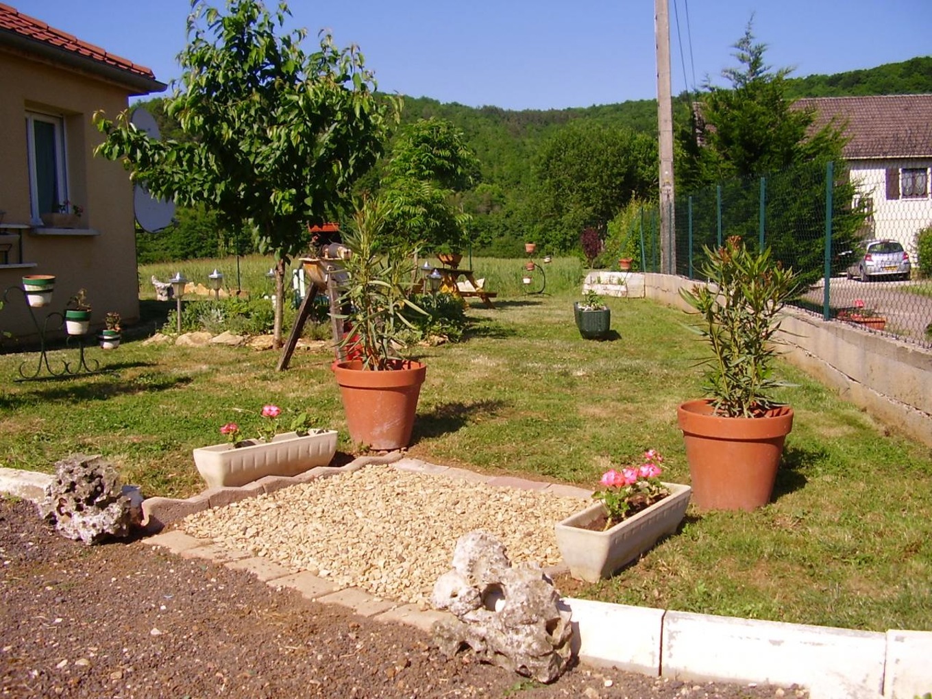 Aménagement Jardin En Longueur Beau Idee Amenagement Jardin Devant Maison – Gamboahinestrosa