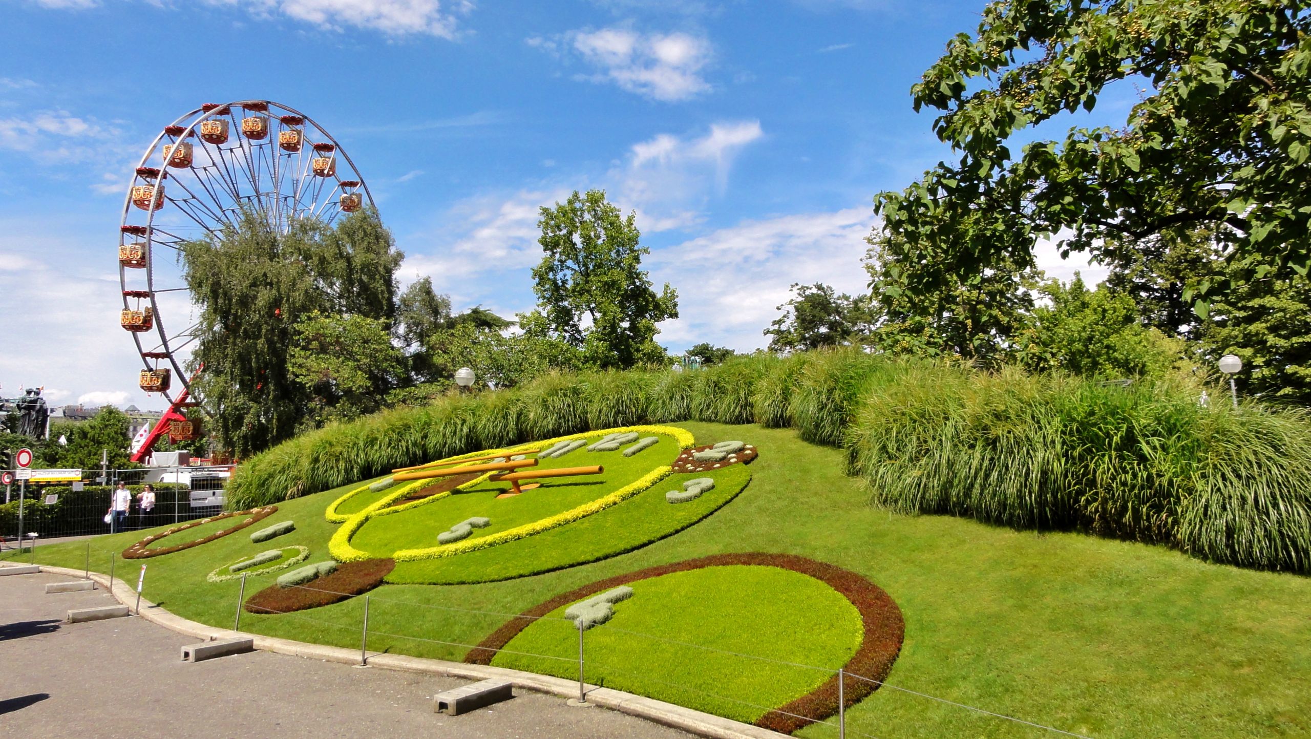 filehorloge fleurie au quai du general guisan jardin anglais geneve