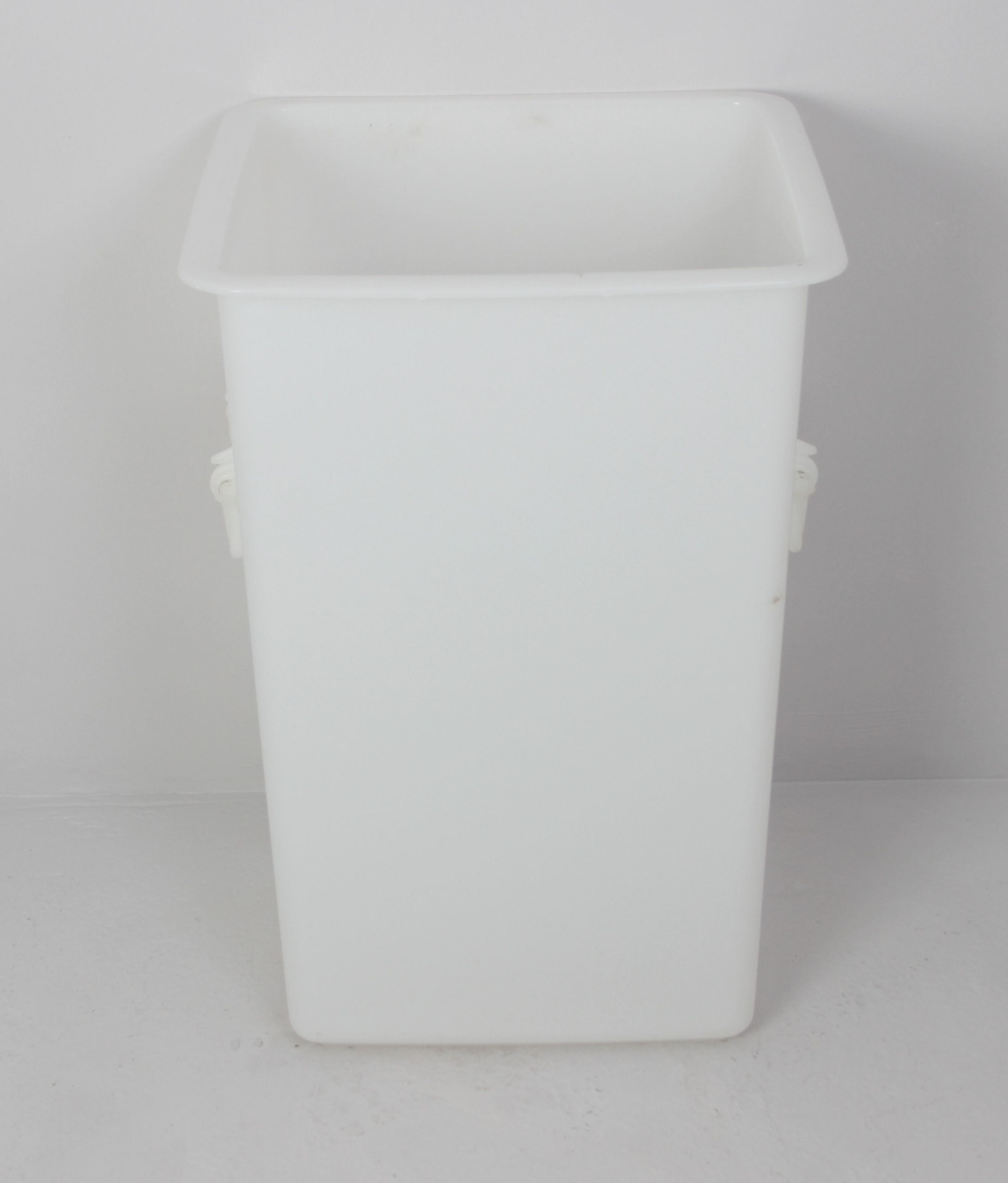 bac plastique 125 l