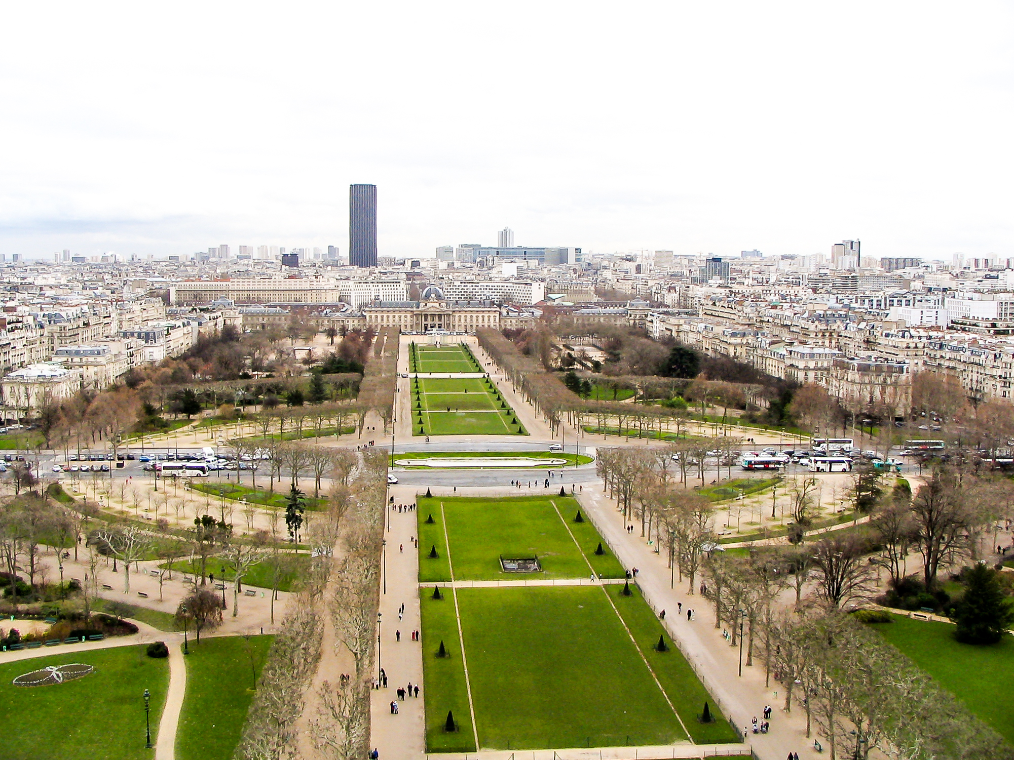 Champ de mars 2004 12