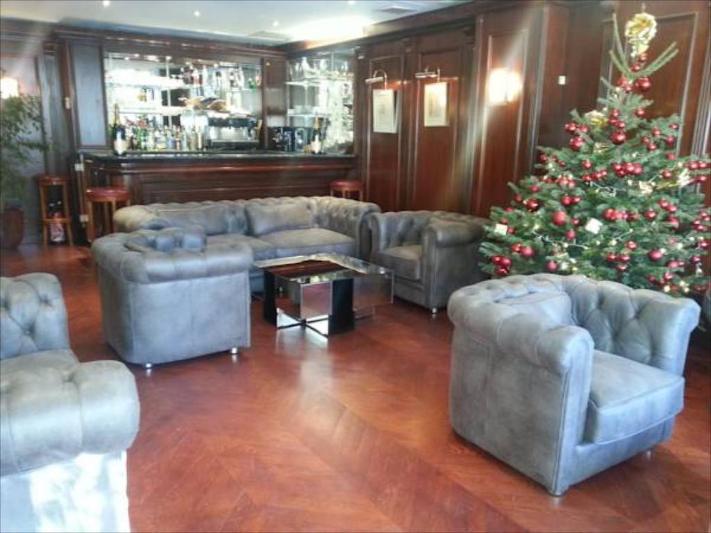 Hotel Jardin De Villiers Charmant Hotel Derby Eiffel In Paris Room Deals S & Reviews