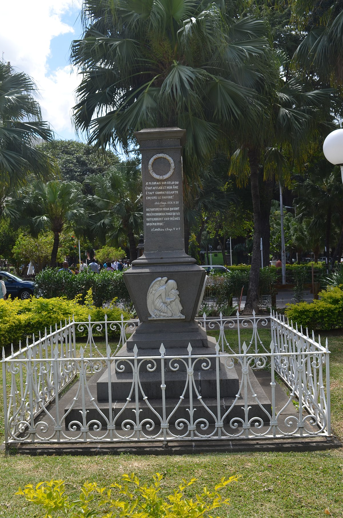 Jardin associatif Inspirant File Port Louis Jardin De La Pagnie Monument In Memory