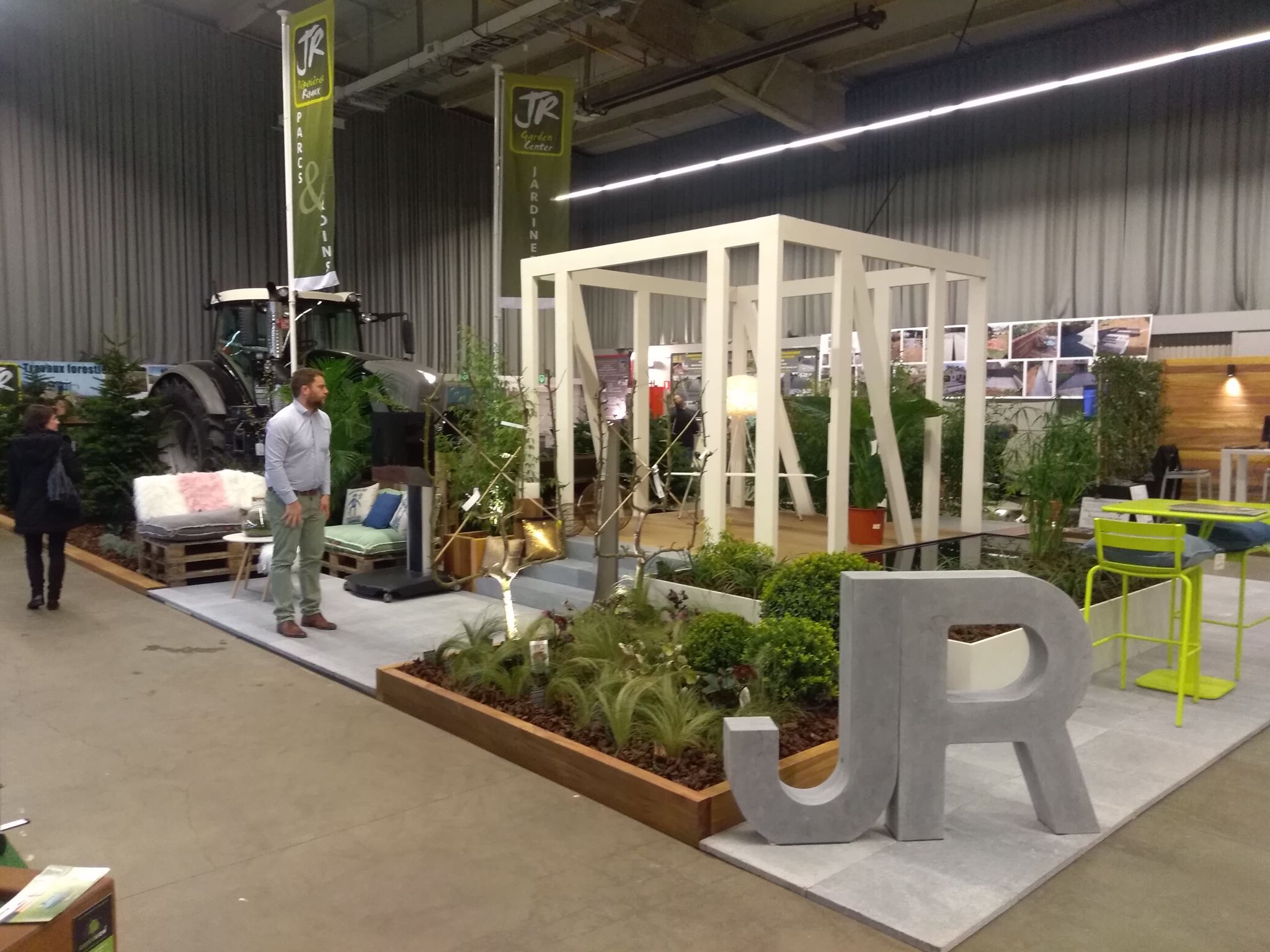 Jardin Autour Piscine Génial Le Salon Du Jardin A Arlon Jardi