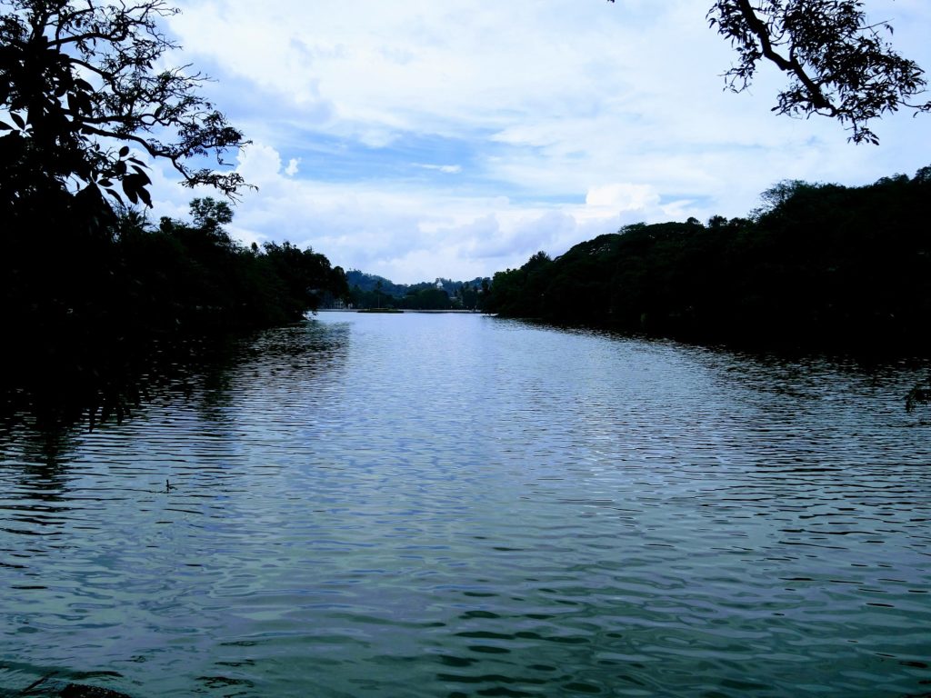 kandy lake