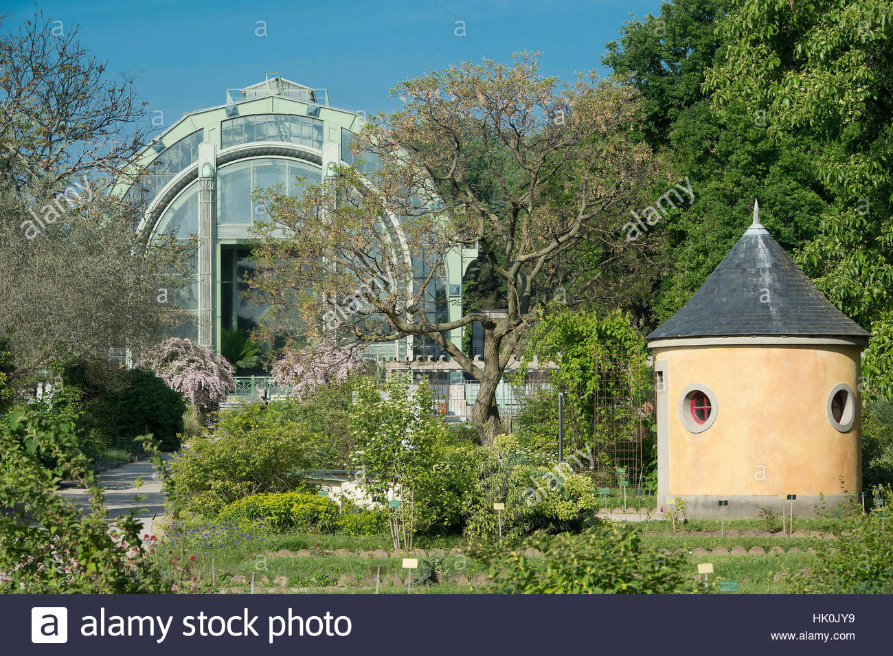 france paris 5th district jardin des plantes garden of the school HK0JY9