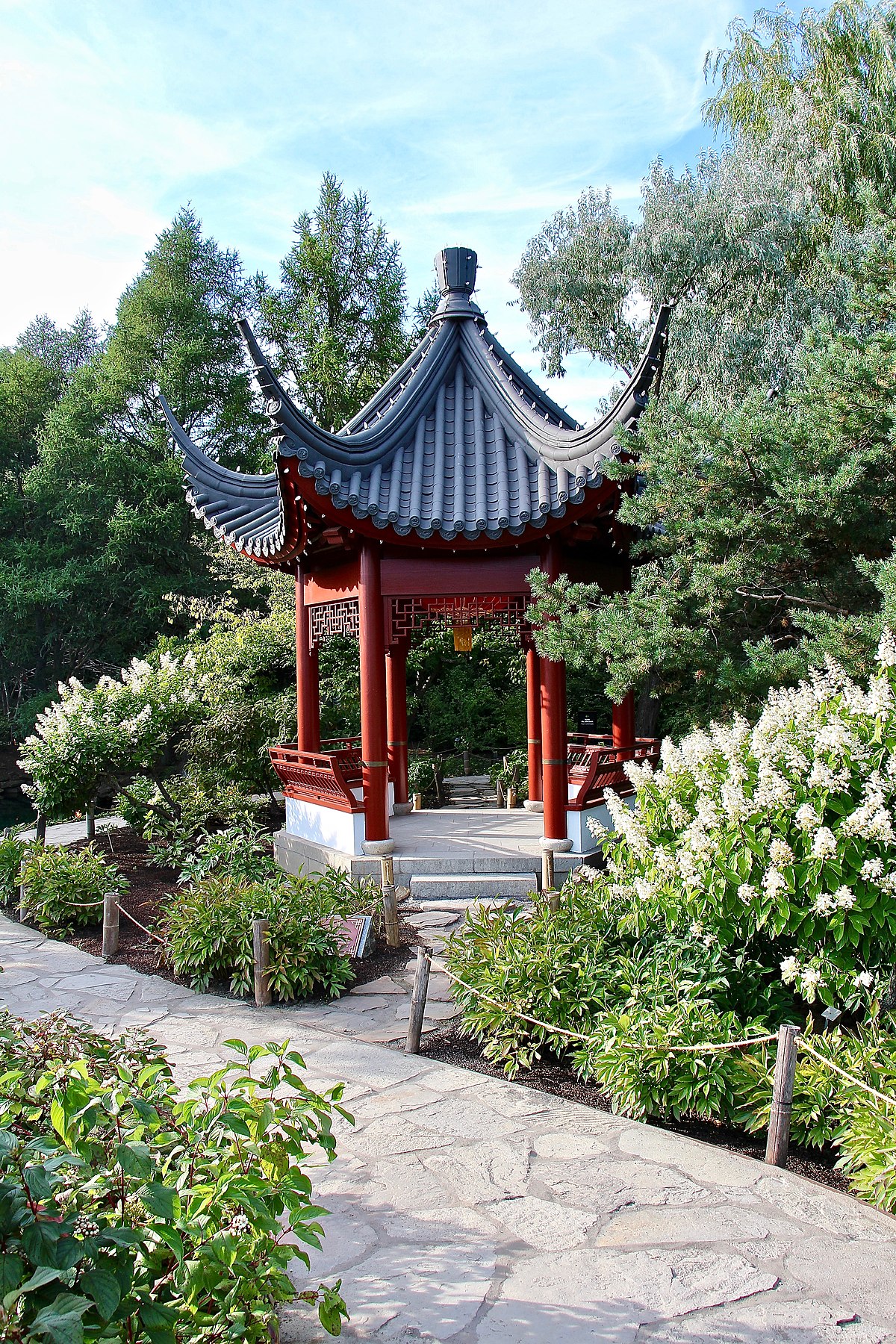 1200px Kiosque de la douceur infinie Jardin botanique de Montreal 03