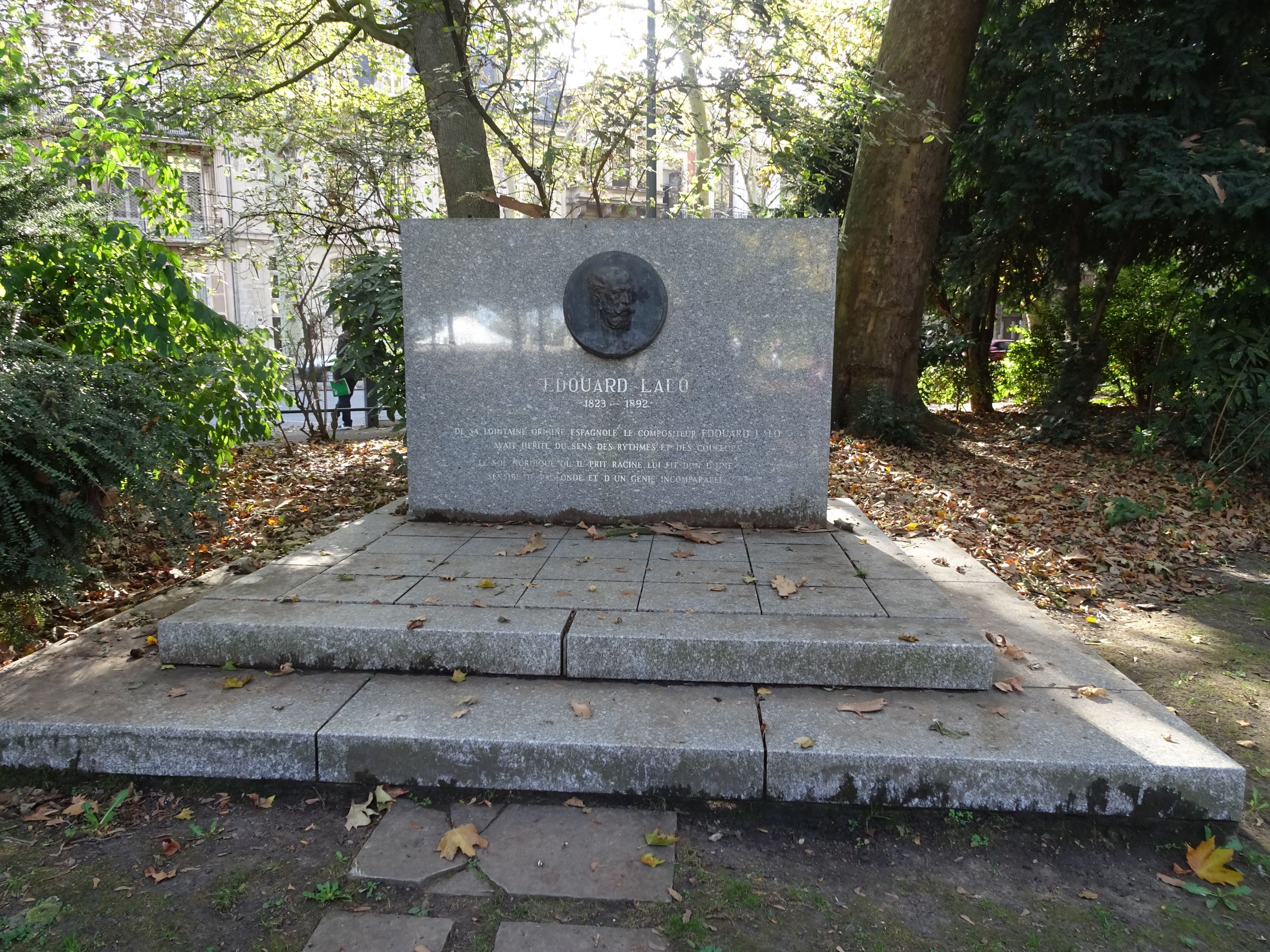 Lille le Jardin Vauban stèle à Edouart Lalo