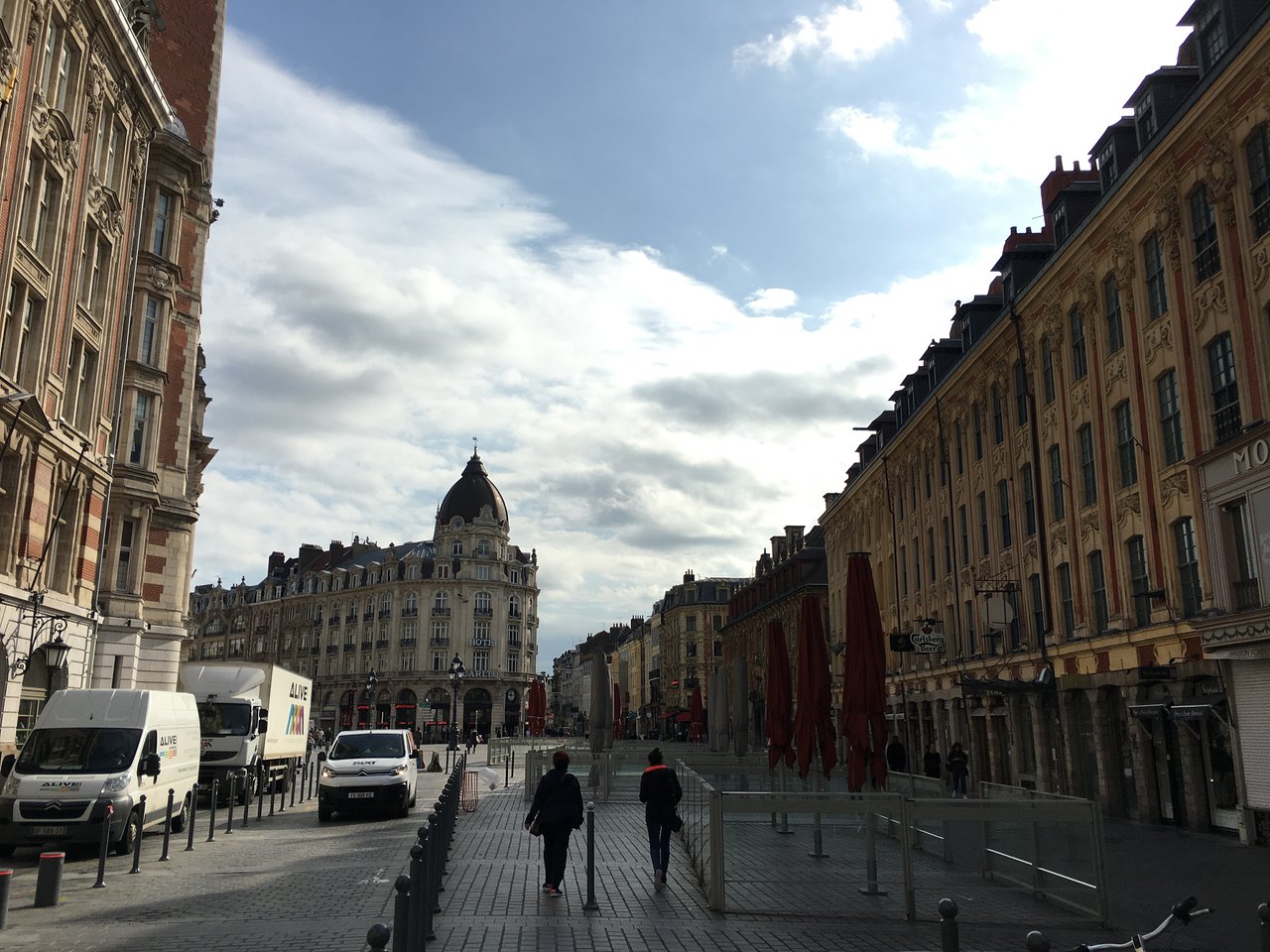 place du theatre