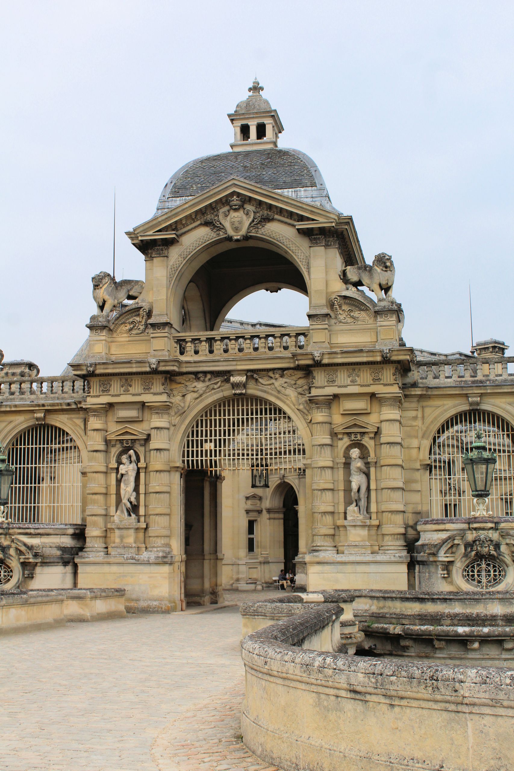 Château de Chantilly the entrance gate JPG