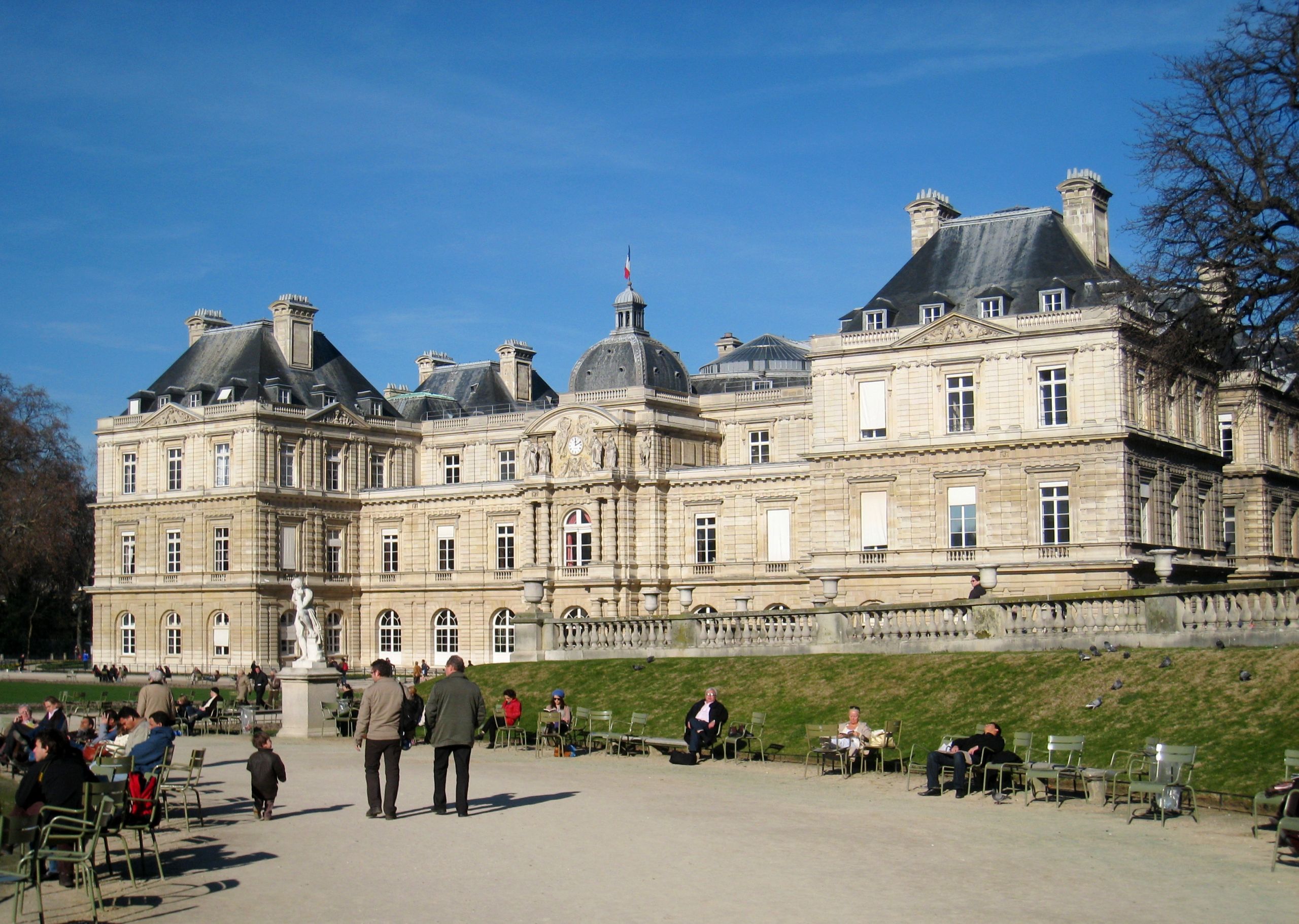 Palais du Luxembourg oblique view of garden facade JPG