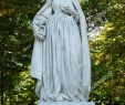 Jardin Du Luxembourg Paris Inspirant Statue Od Queen Mary Stuart Jardin Stock Edit now