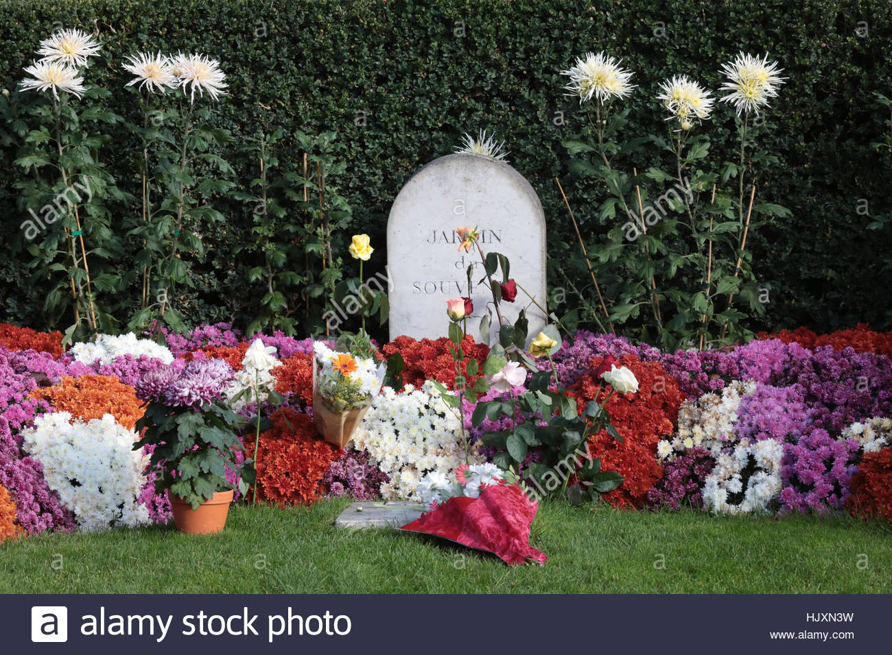 jardin du souvenir cimetiere de pere lachaise jardin del recuerdo cementerio de pere lachaise hjxn3w