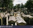 Jardin Du souvenir Pere Lachaise Nouveau Pere Lachaise Cemetery Floral Stock S & Pere Lachaise