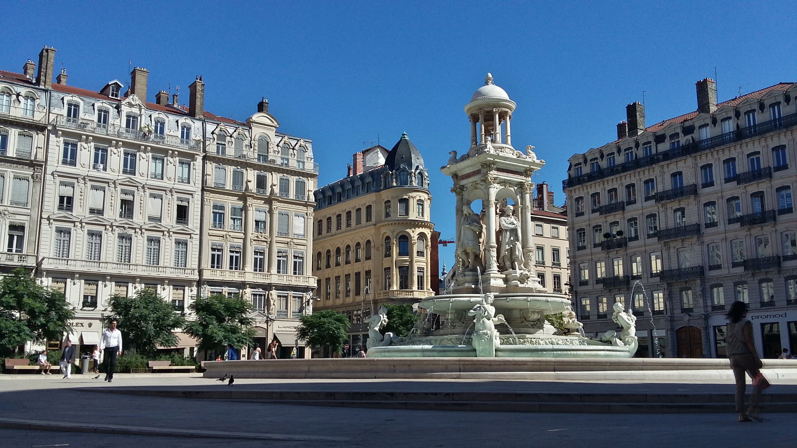 Jardin Fleuri Lyon 5 Beau Place Des Jacobins