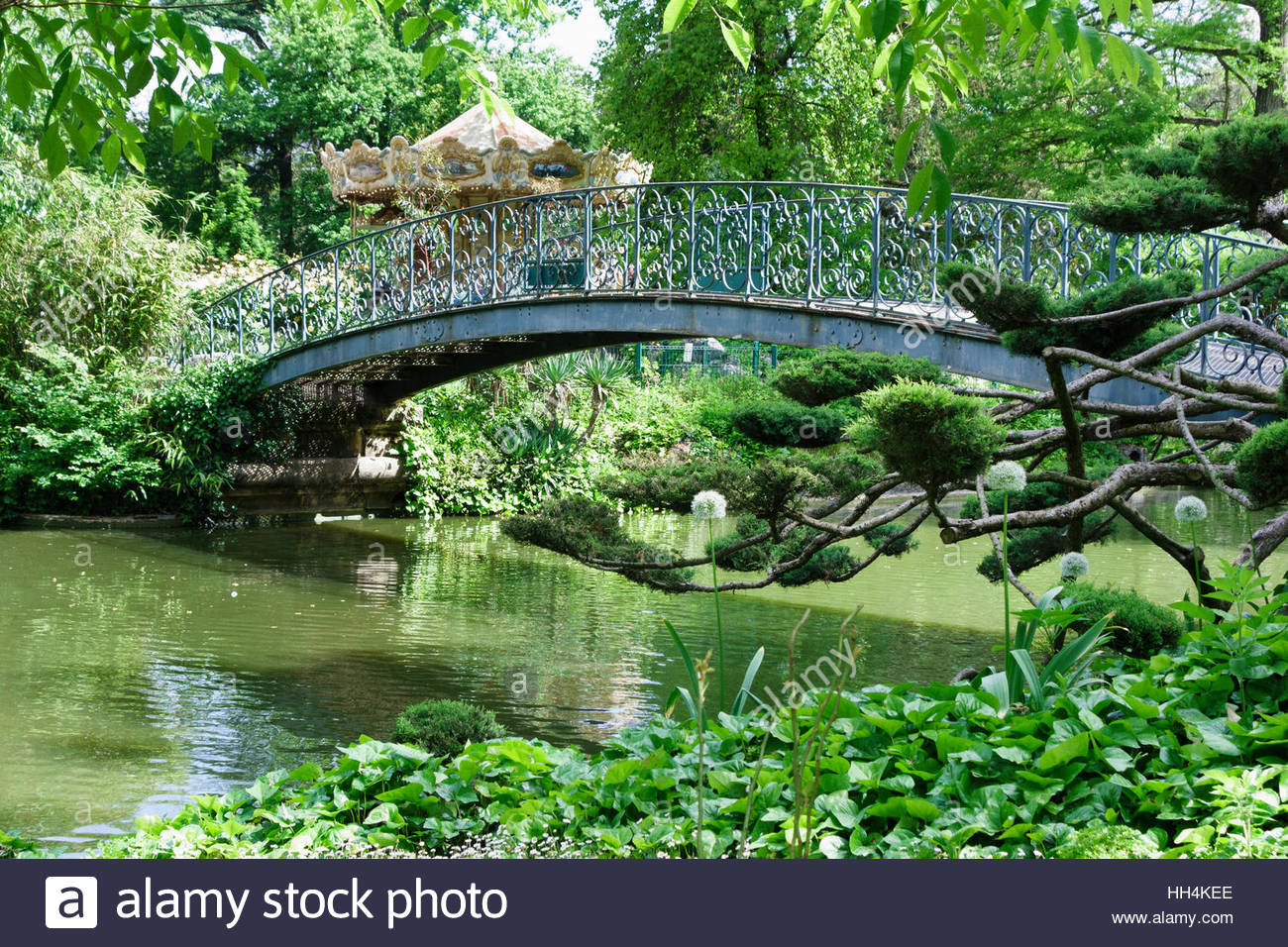 wrought iron bridge in the jardin public bordeaux gironde aquitaine HH4KEE