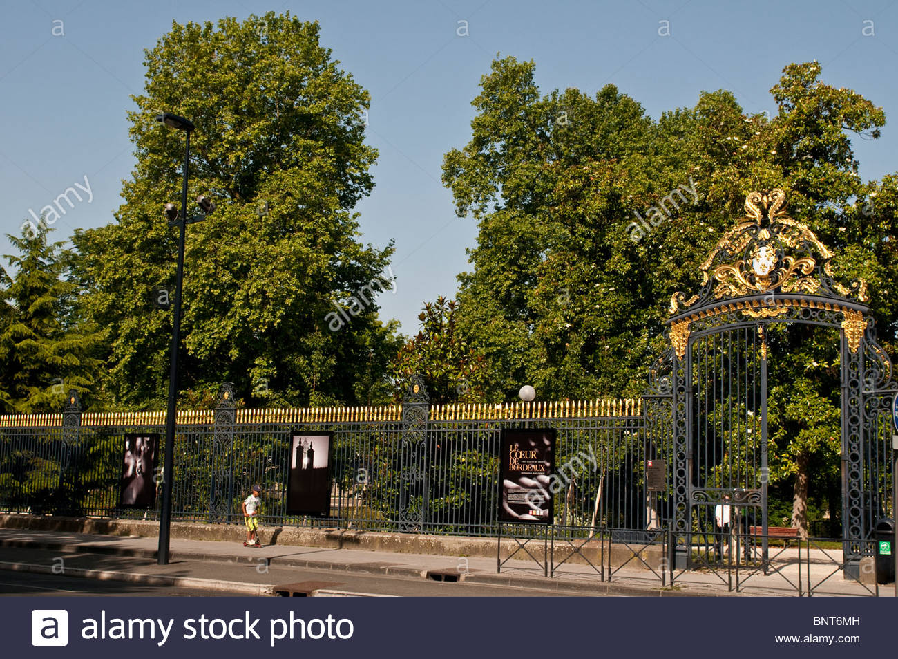 jardin public public garden bordeaux france BNT6MH