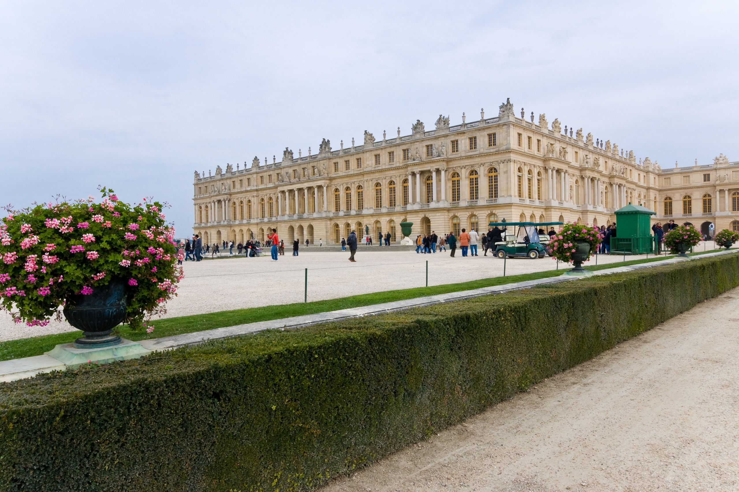 Versailles Chateau VueJardins1