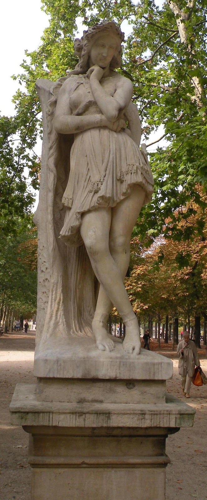 Velléda jardin luxembourg Veleda statue Paris Hippolyte Maindron