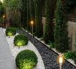 Jardinier à Domicile Unique Summer Style Outdoor Garden with Black and White Stones