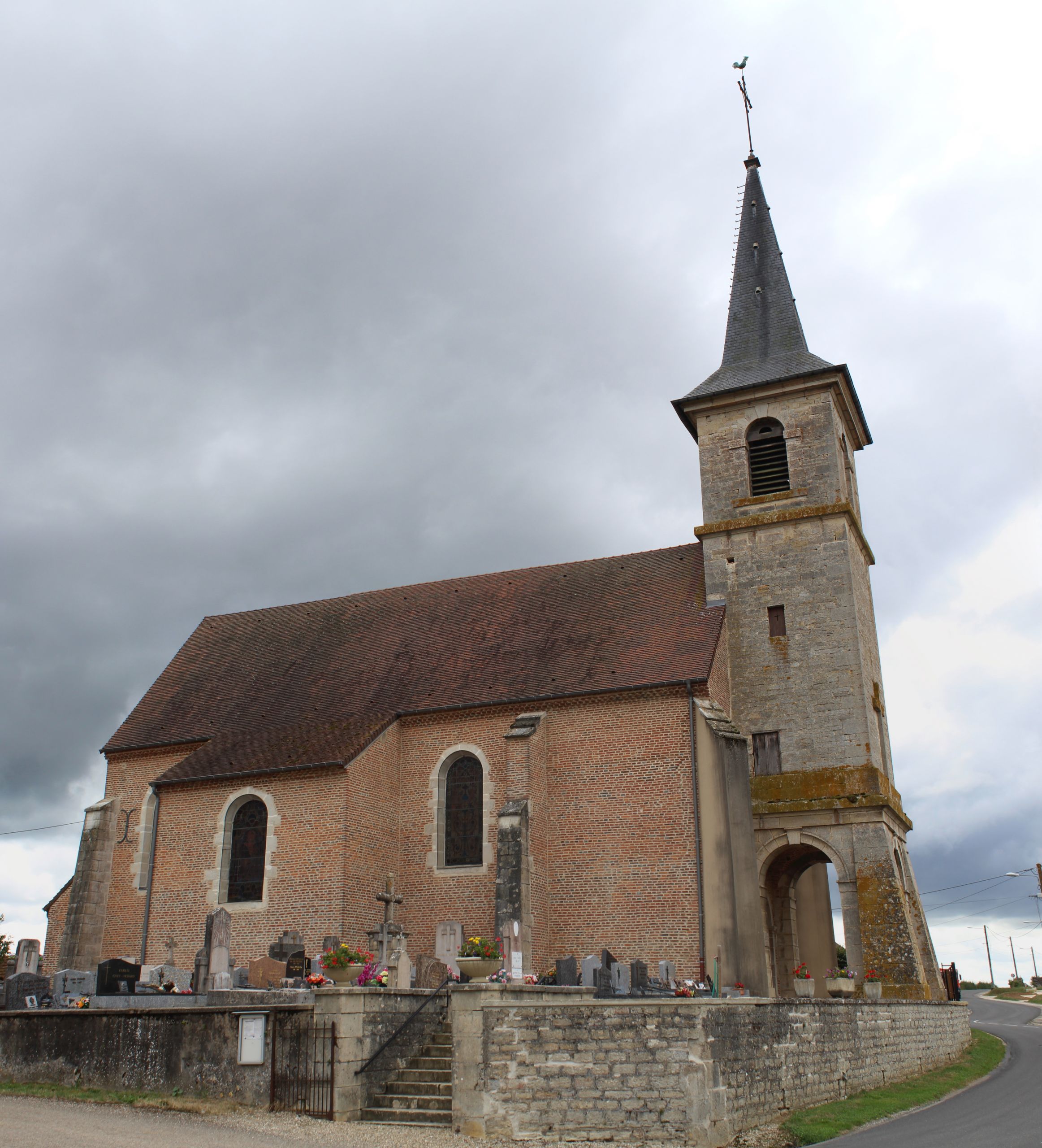 Église St Bénigne St Baraing 5